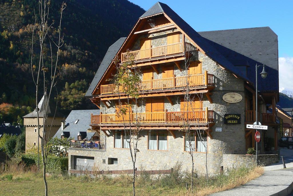 Apartamentos Deth Camin Reiau Arties Exterior photo